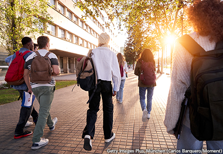 Auch in der Oberstufe und stets fürs Leben: Sprachkompetenz schulen